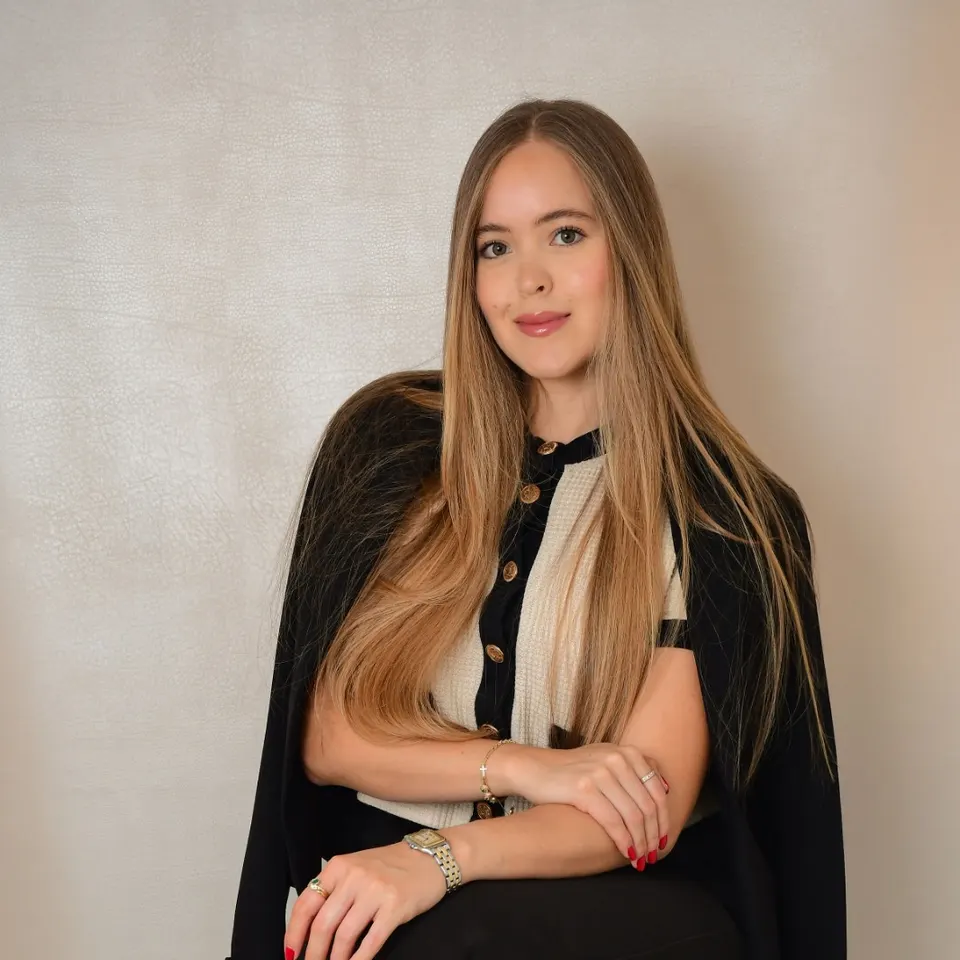 Valeria Flórez, Cumplimiento laboral y propiedad intelectual